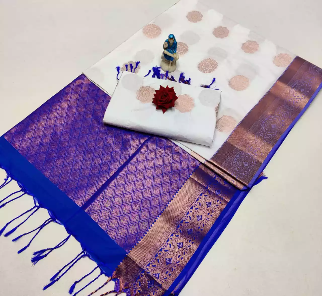 KANCHIPURAM  SOFT SILK SAREE - Image 6